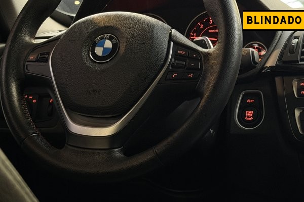 BMW 320i 2.0 SPORT 16V TURBO ACTIVE FLEX 4P AUTOMÁTICO 2015/2015